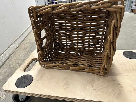 Product image 50 of 81