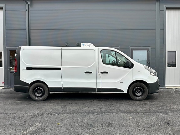 Renault Trafic 4 of 5
