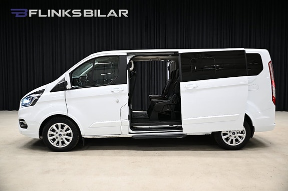 Ford Custom Tourneo 2 of 30