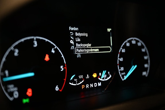 Ford Custom Tourneo 27 of 30