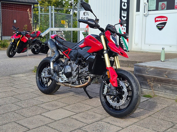Ducati Hypermotard V2 *OMGÅENDE LEVERANS* 3 of 8