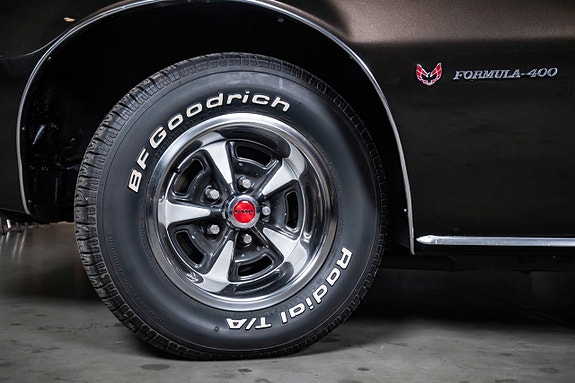 Pontiac Firebird 15 of 17