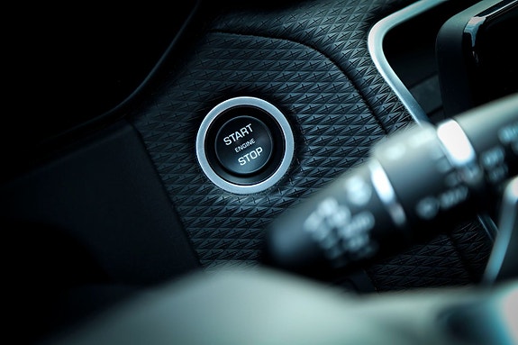 Land Rover Range Rover Velar 23 of 23
