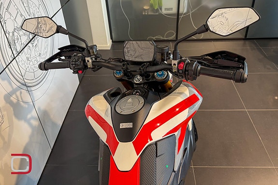 Ducati Hypermotard V2 SP *Nyhet 2026!* 6 of 9