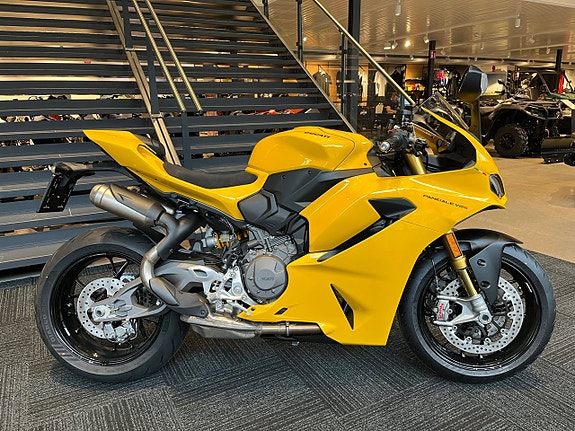 Ducati Panigale V2S 10.000kr Tillbehörs Kampanj! 2 of 7