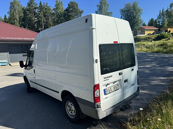 Ford Transit 3 of 6