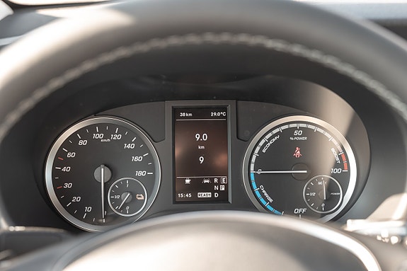 Mercedes-Benz eVito 112 3 of 11