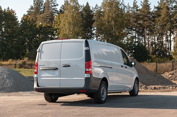 Mercedes-Benz eVito 112 8 of 11