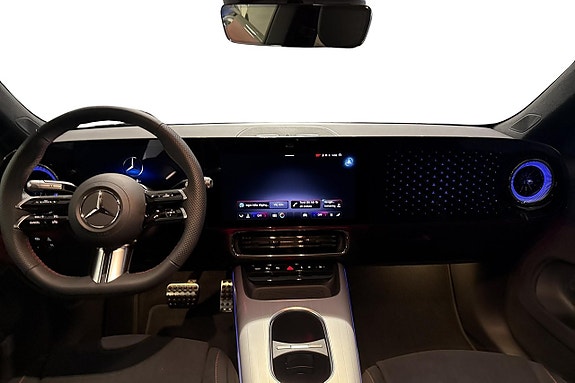 Mercedes-Benz CLA250+ 7 of 9
