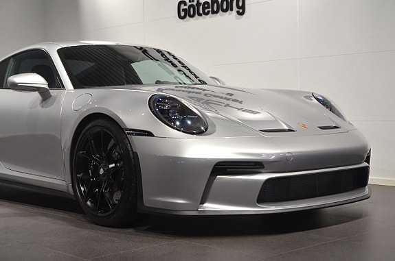 Porsche 911 GT3 5 of 5