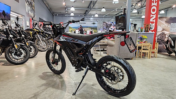 Rieju e-Tango El Supermotard EU45 4 of 12