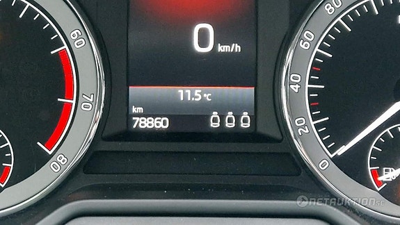 Skoda Octavia 12 of 18
