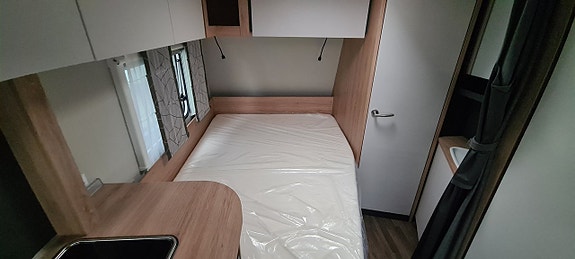 Knaus 450 FU Sport "Golvvärme" 5 of 6