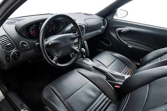 Porsche 911 13 of 26