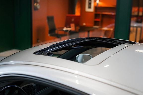 Porsche 911 11 of 26