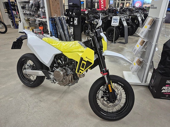 Husqvarna 701 SUPERMOTO -26