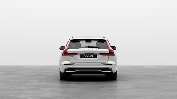 Volvo V60 3 of 5
