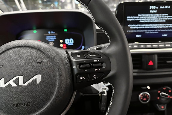 Kia Picanto 13 of 18
