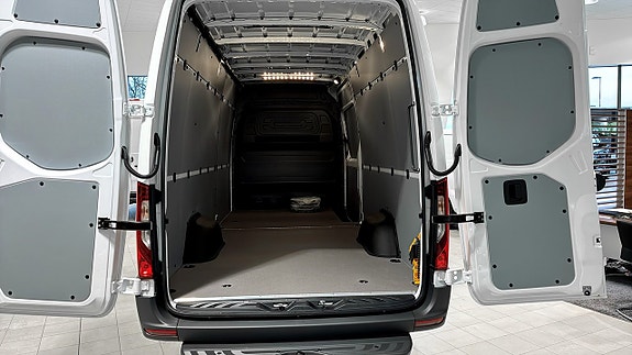 Mercedes-Benz Sprinter 412 5 of 10