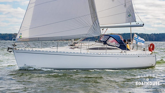 Delphia  D37 | Volvo Penta D1-30B 12 of 30