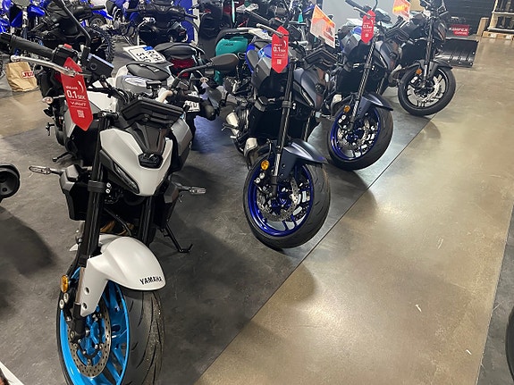 Yamaha MT07 Y-AMT ABS  SEMIAUTOMAT LÅDA mt07 mt-07 MT-