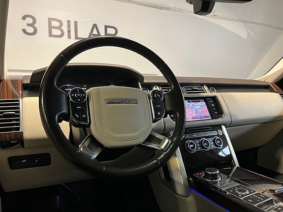 Land Rover Range Rover 9 of 21