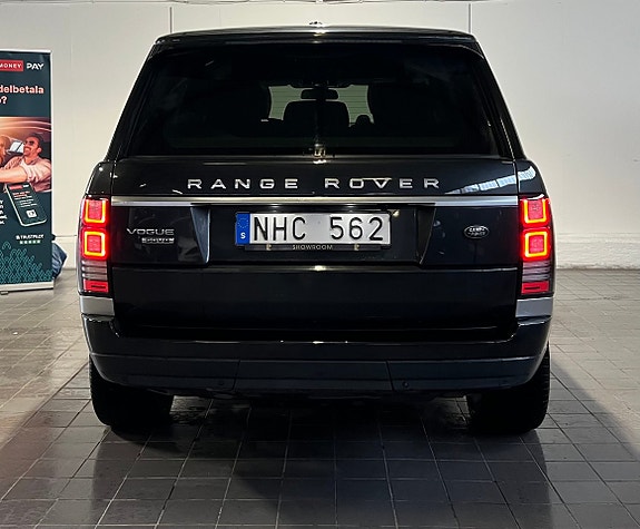 Land Rover Range Rover 6 of 21