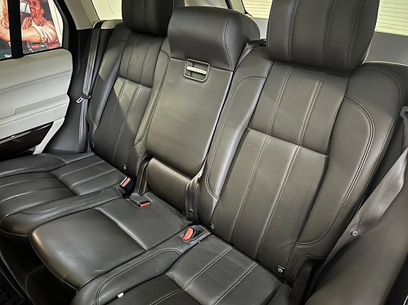 Land Rover Range Rover 21 of 21