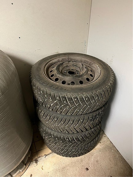 Product image 1 of 3