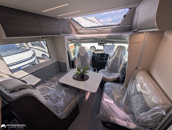 Adria MATRIX SUPREME 670 SL 2 of 21