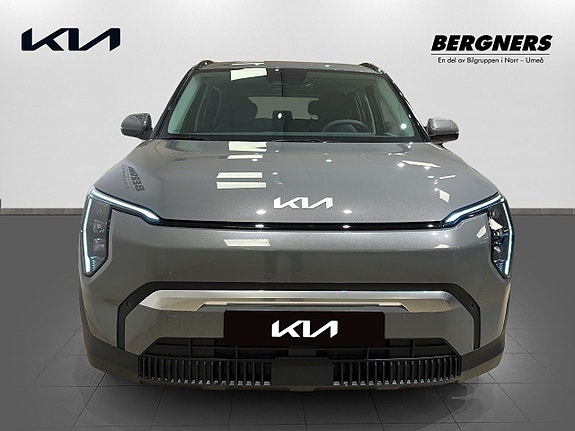 Kia EV3 2 of 16