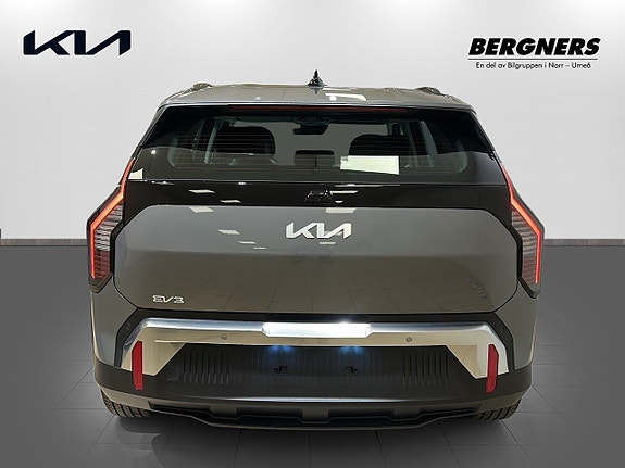 Kia EV3 5 of 16