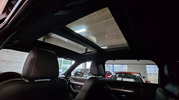 Mazda CX-80 11 of 12