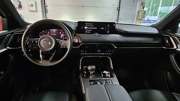 Mazda CX-80 12 of 12