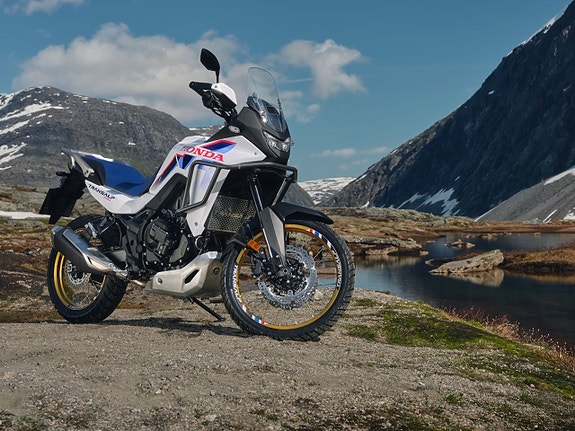 Honda XL750 TRANSALP * Boka nu *