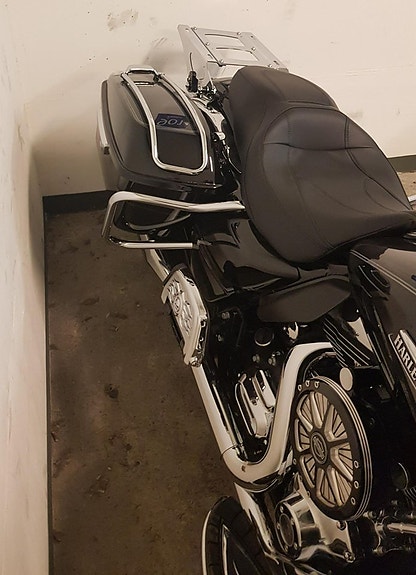 Harley-Davidson Electra Glide Ultra Classic 5 of 6