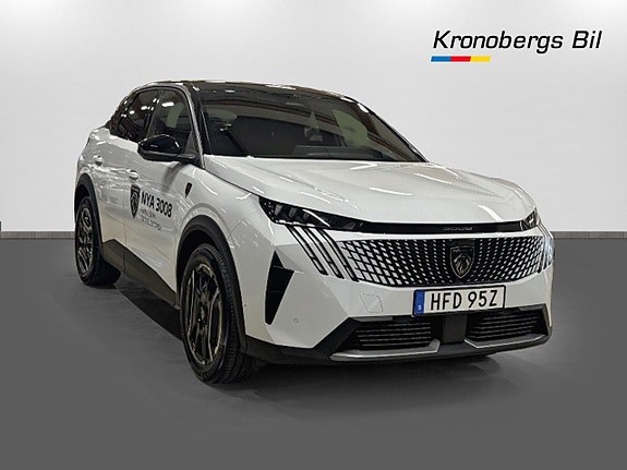 Peugeot 3008 3 of 5