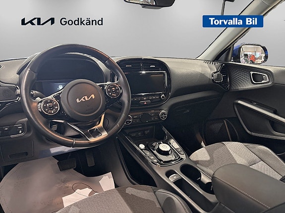 Kia e-Soul 7 of 16