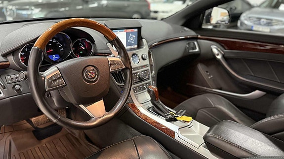 Cadillac CTS 12 of 27