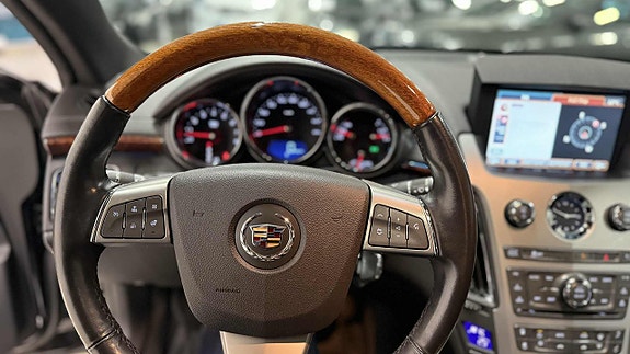 Cadillac CTS 16 of 27