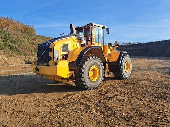 Volvo L220H 1 900 timmar 2024