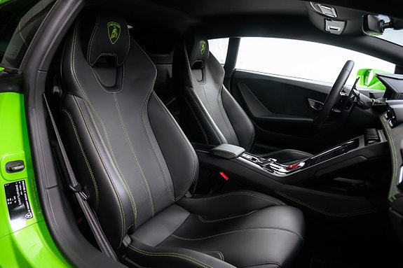Lamborghini Huracan 7 of 20
