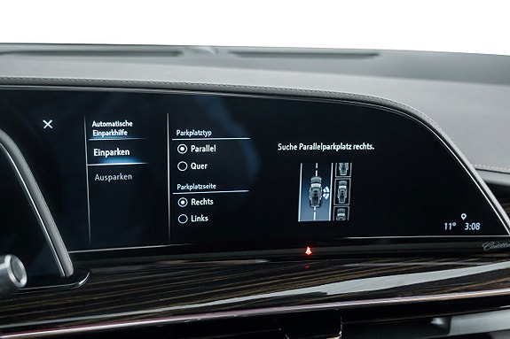 Cadillac Escalade 16 of 27