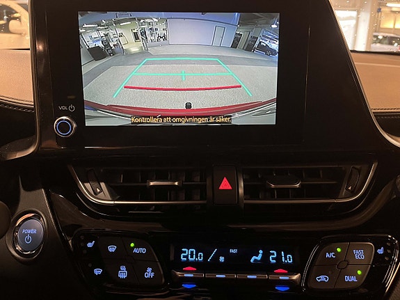 Toyota C-HR 11 of 11
