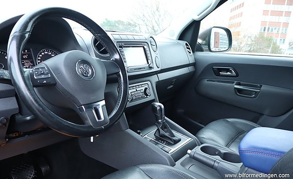 Volkswagen Amarok 10 of 24