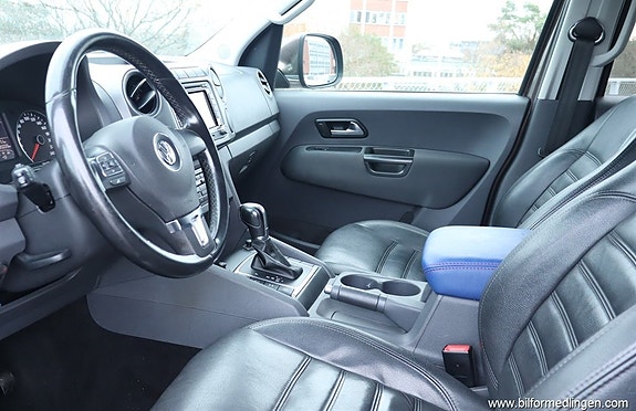 Volkswagen Amarok 6 of 24