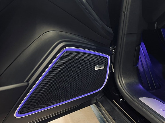 Porsche Panamera 4 20 of 23