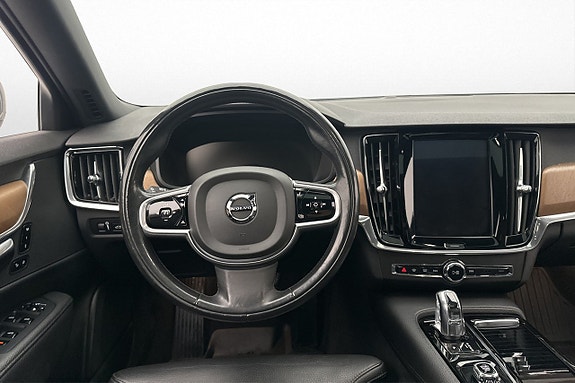 Volvo S90 9 of 30