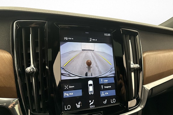 Volvo S90 18 of 30
