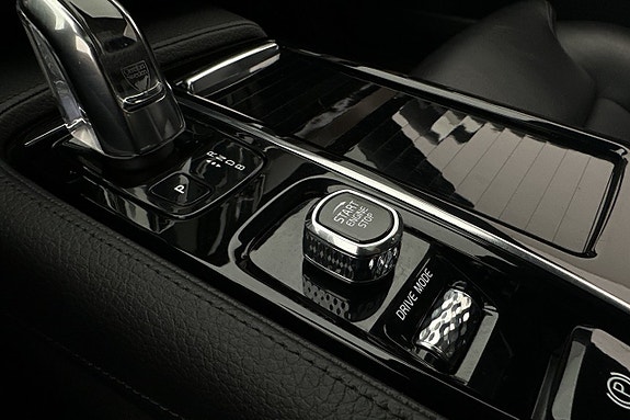 Volvo S90 27 of 30